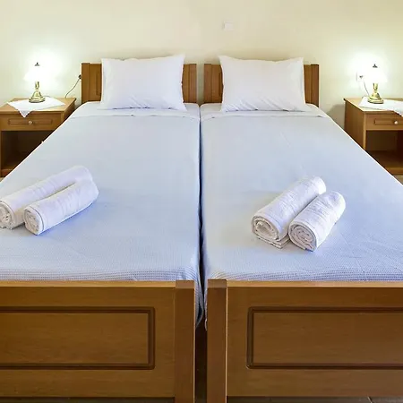 Aparthotel Xenios Zeus 3*