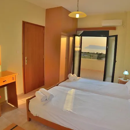 Apartahotel Xenios Zeus 3*