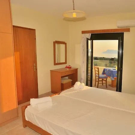 Xenios Zeus Aparthotel 3*